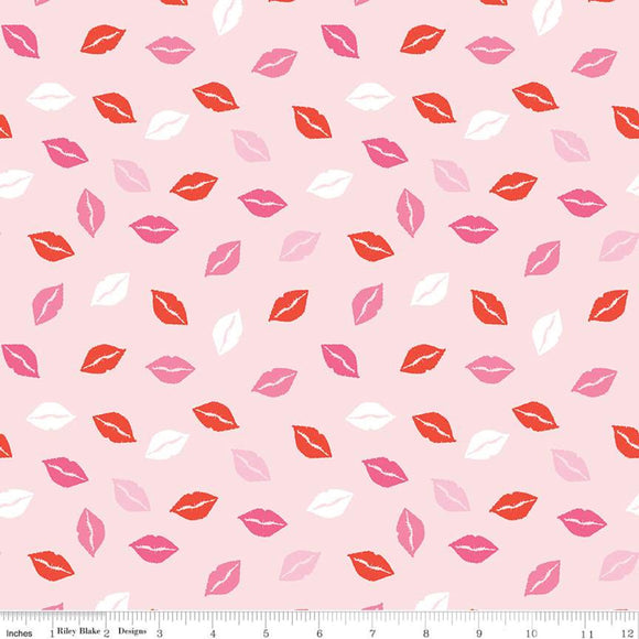 Sending Love Kisses Valentine's Day Fabric, by Riley Blake Designs, Pink